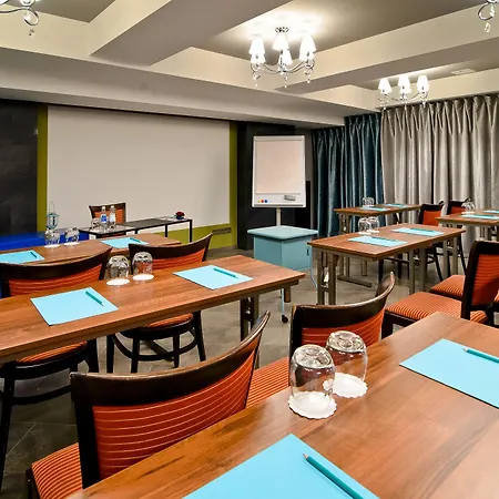 Hof Aparthotel Kaunas