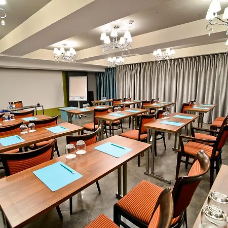 Hof 4* Kaunas