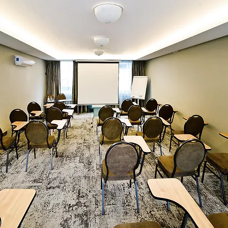 Hof 4* Kaunas