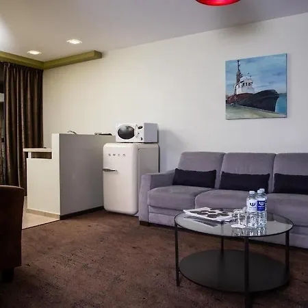 Hof 4* Kaunas
