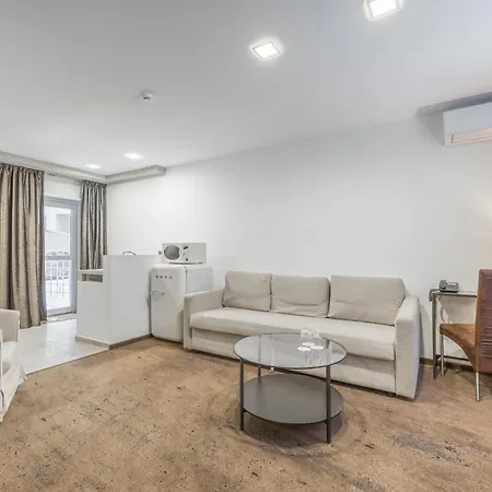 Hof 4* Kaunas