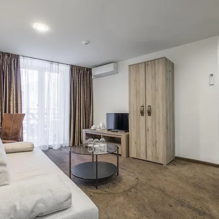 Hof Aparthotel Kaunas