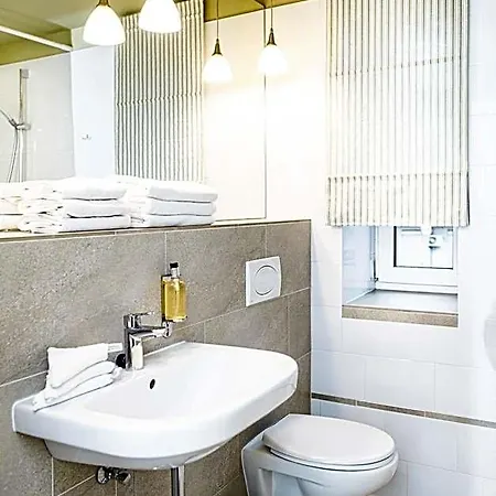 Hof Aparthotel 4*