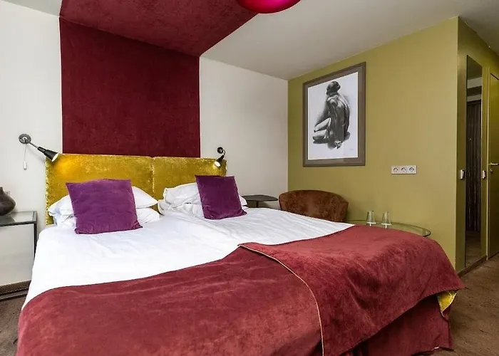 Hof מלון דירות קובנה