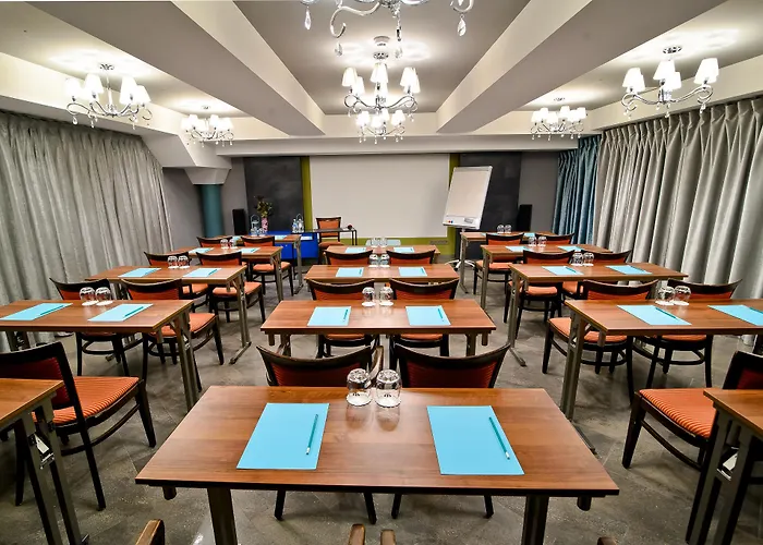 Hof Apart Otel Kaunas