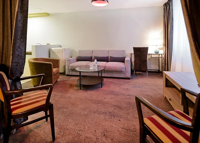 Apart Otel Hof Kaunas